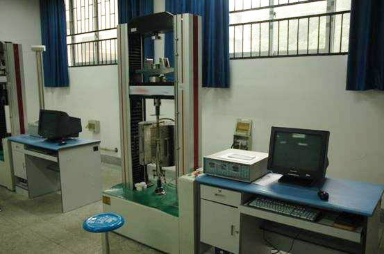 選購萬能試驗機指南